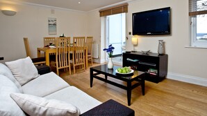 Living area - The Cottage - Goodrington Lodge (Paignton)