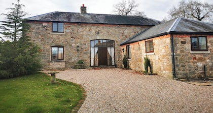 4 bedroom accommodation in Weston Rhyn, near Oswestry