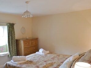 3 عدّة غرف نوم وواي فاي مجانًا وملاءات أسرّة