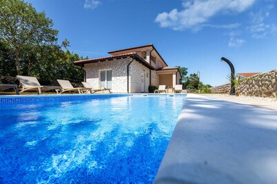 Villa Nera with private pool