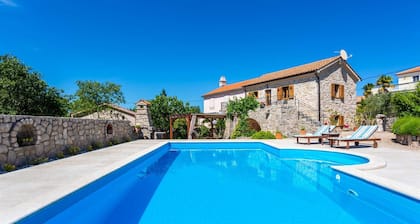Charming Villa Katarina with private swimming pool