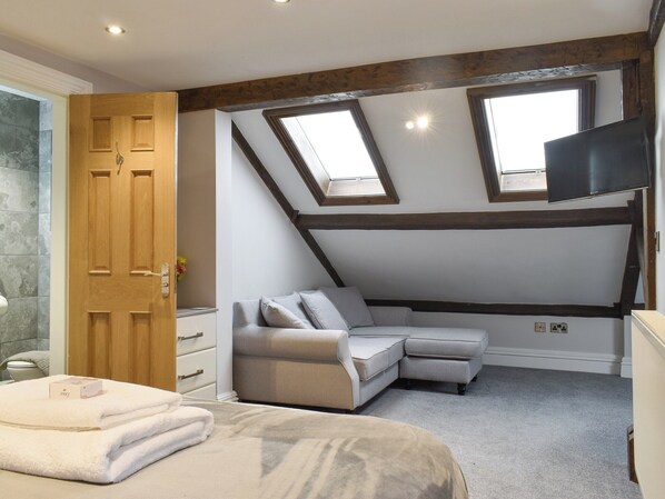 2 chambres, Wi-Fi gratuit, draps fournis