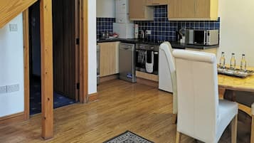 Dishwasher, highchair