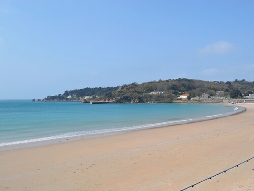 1 bedroom accommodation in St Brelades Bay