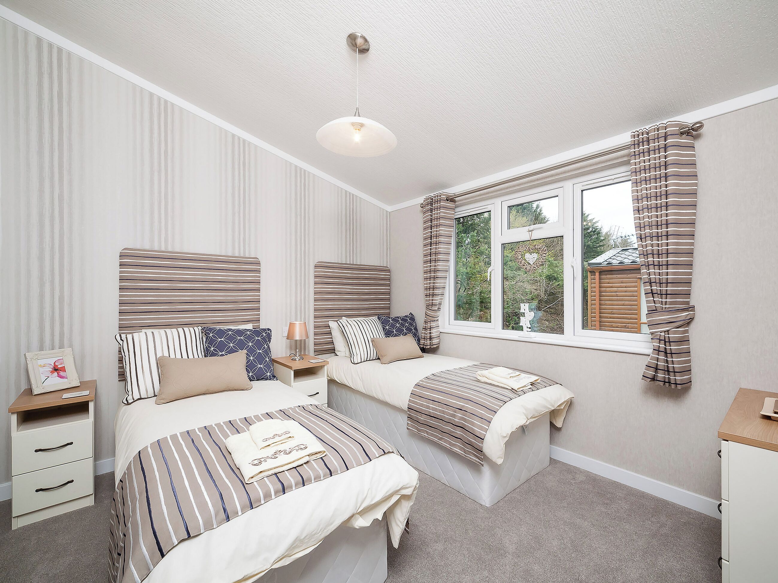 2 habitaciones, wifi gratis y ropa de cama 