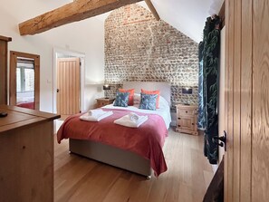 2 bedrooms, free WiFi, bed sheets - 2 bedroom accommodation in Witton, near Happisburgh (Witton, near Happisburgh)