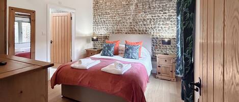 2 chambres, Wi-Fi gratuit, draps fournis