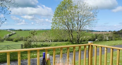 Yonderton McGill Cottage - UK11182
