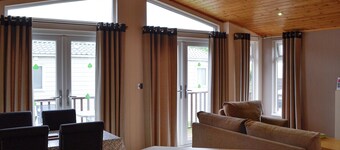 2 bedroom accommodation in Hopton-on-Sea, Great Yarmouth