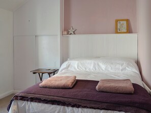 3 bedrooms, free WiFi, bed sheets - 3 bedroom accommodation in Cockermouth (Cockermouth)