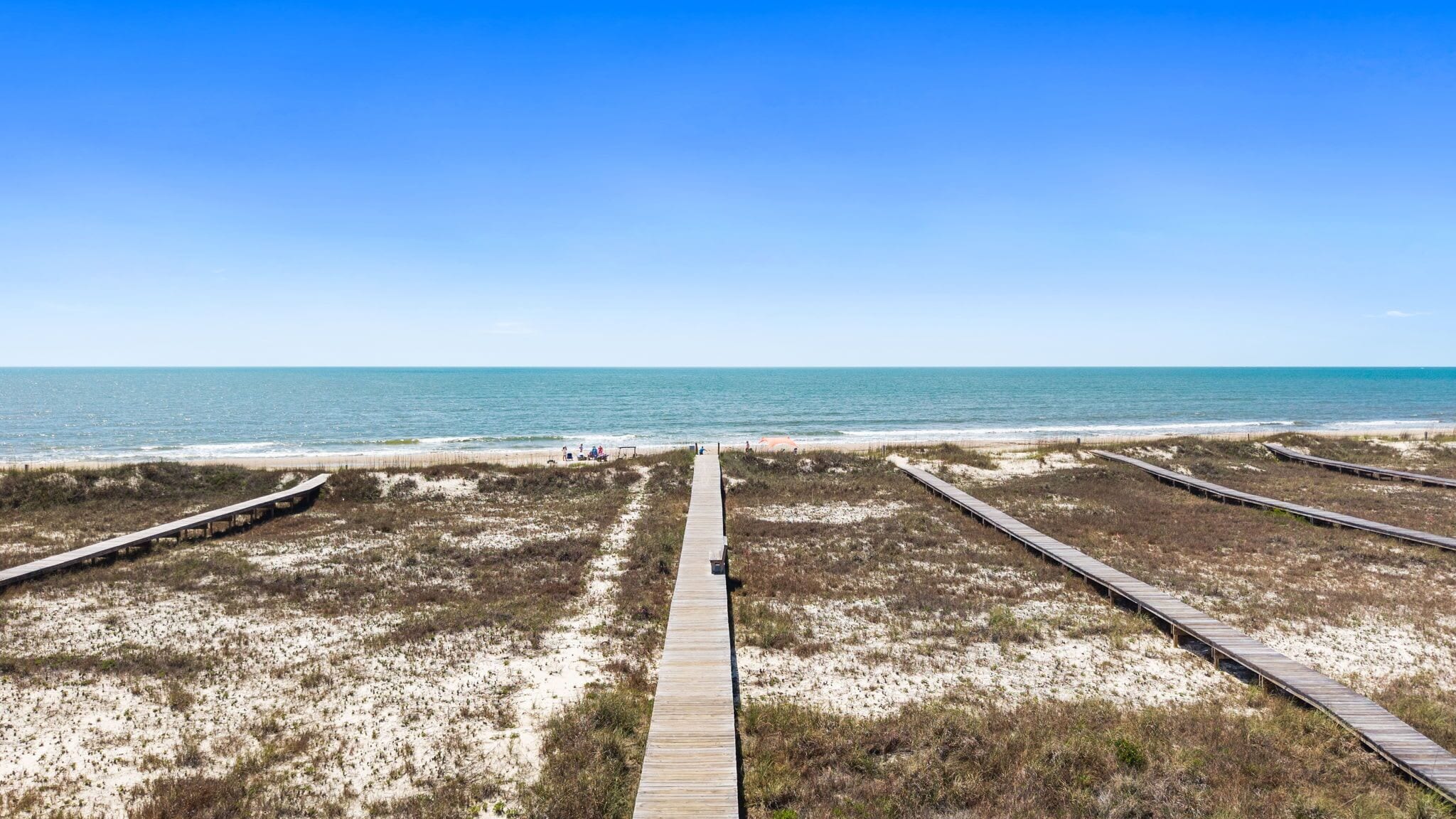 Una spiaggia nelle vicinanze