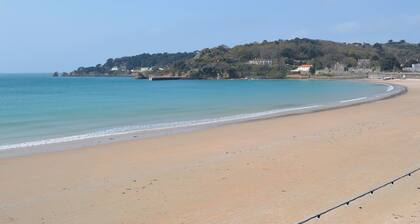 Alojamiento de 1 habitaciones en St Brelades Bay