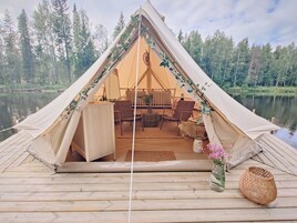 Signature Room | 1 bedroom, premium bedding, individually decorated