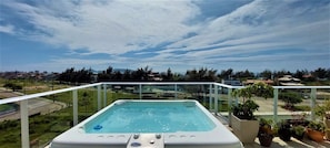 Deluxe Apartment, Jetted Tub, Mountain View | Private spa tub - Cobertura Carpe Diem - Jacuzzi Campeche (Florianópolis)