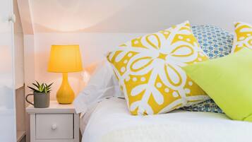 1 bedroom, free WiFi, bed sheets