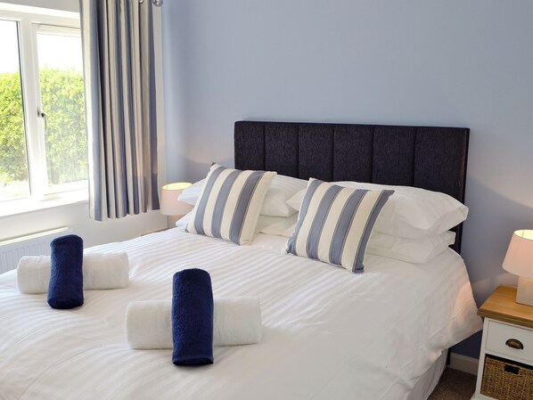 4 Schlafzimmer, kostenloses WLAN, Bettwäsche