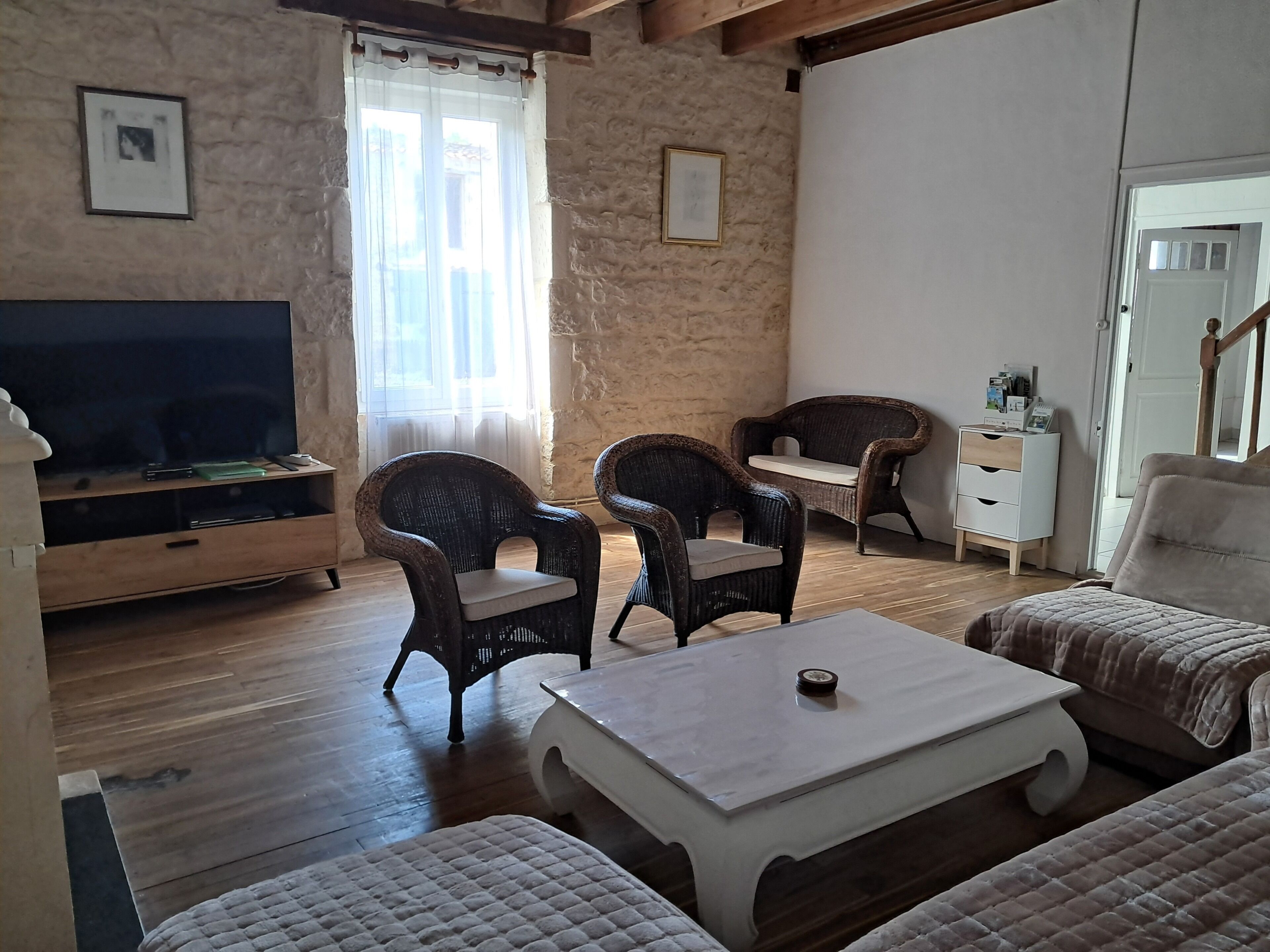 La Laujère: Discover Our Gîte Ivie With Its Pretty Garden And Private Swimming Pool - Vendée