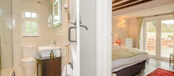 Alojamiento de 2 habitaciones en Farnham