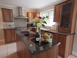 Geschirrspüler, Hochstuhl