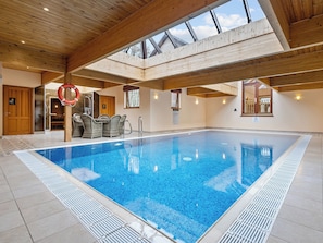 Piscine couverte