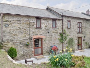 Exterior - 2 bedroom accommodation in Kentisbury Ford, near Barnstaple (Kentisbury Ford, near Barnstaple)