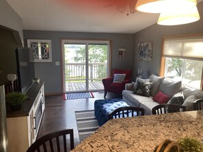 Smart-TV og stereoanlegg