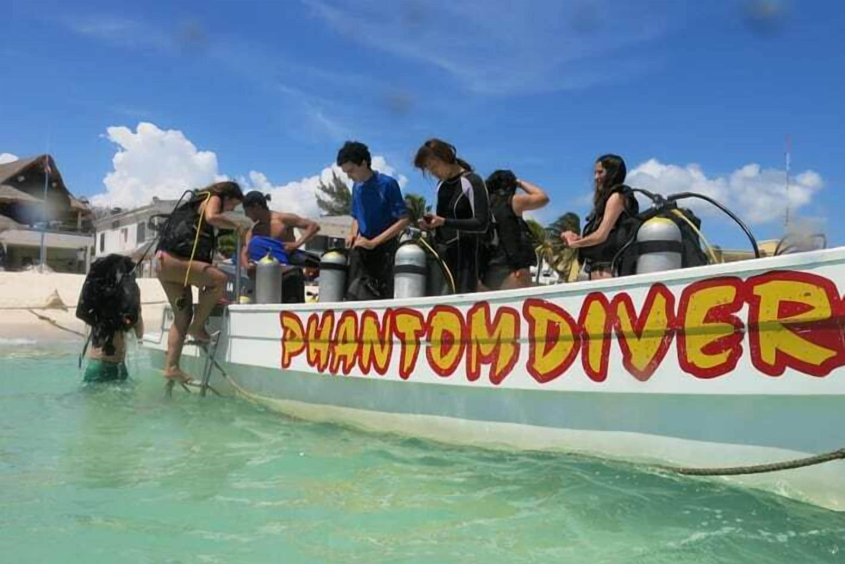 Photo - Phantom Suites