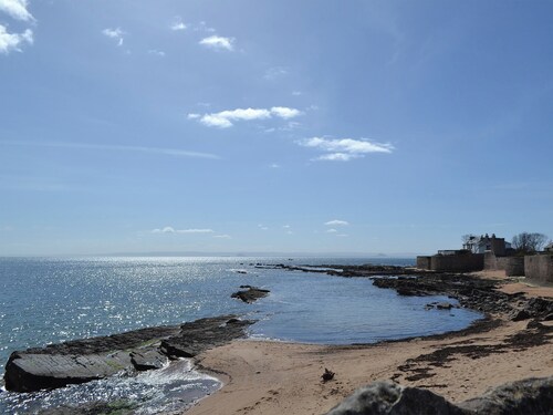 2 bedroom accommodation in Cellardyke, near Anstruther
