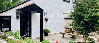Old Brock Cottage - UK11087