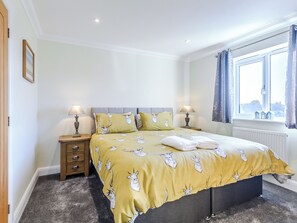 4 chambres, Wi-Fi gratuit, draps fournis