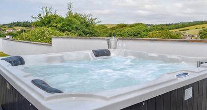 5 bedroom accommodation in Portpatrick, near Stranraer