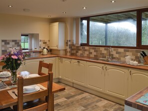 Dishwasher, highchair