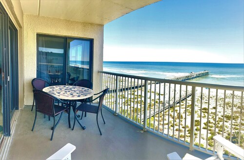 Oceanfront Top-Floor Corner Unit, Fishing Pier & Pool at Amelia By The Sea