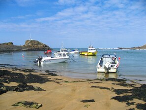 Beach - 2 bedroom accommodation in St Breward, near Bodmin (St Breward, near Bodmin)