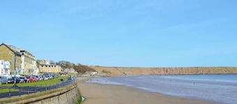 2 bedroom accommodation in Filey