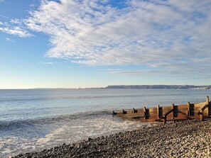 Fishing - 1 bedroom accommodation in Marros, near Amroth (Marros, near Amroth)