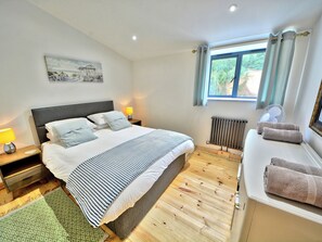 3 habitaciones, wifi gratis, ropa de cama y acceso para silla de ruedas 