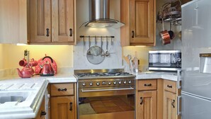 Private kitchen - 3 bedroom accommodation in East Burton, near Wareham (East Burton, near Wareham)