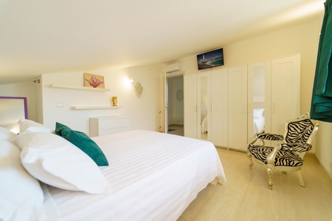 4 camere, insonorizzazione, ferro/asse da stiro, lenzuola