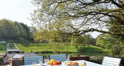 2 bedroom accommodation in Brampton, near Carlisle