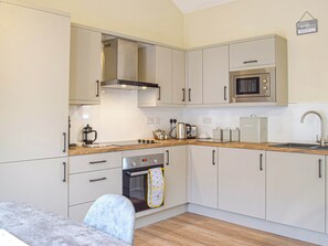 Geschirrspüler, Hochstuhl