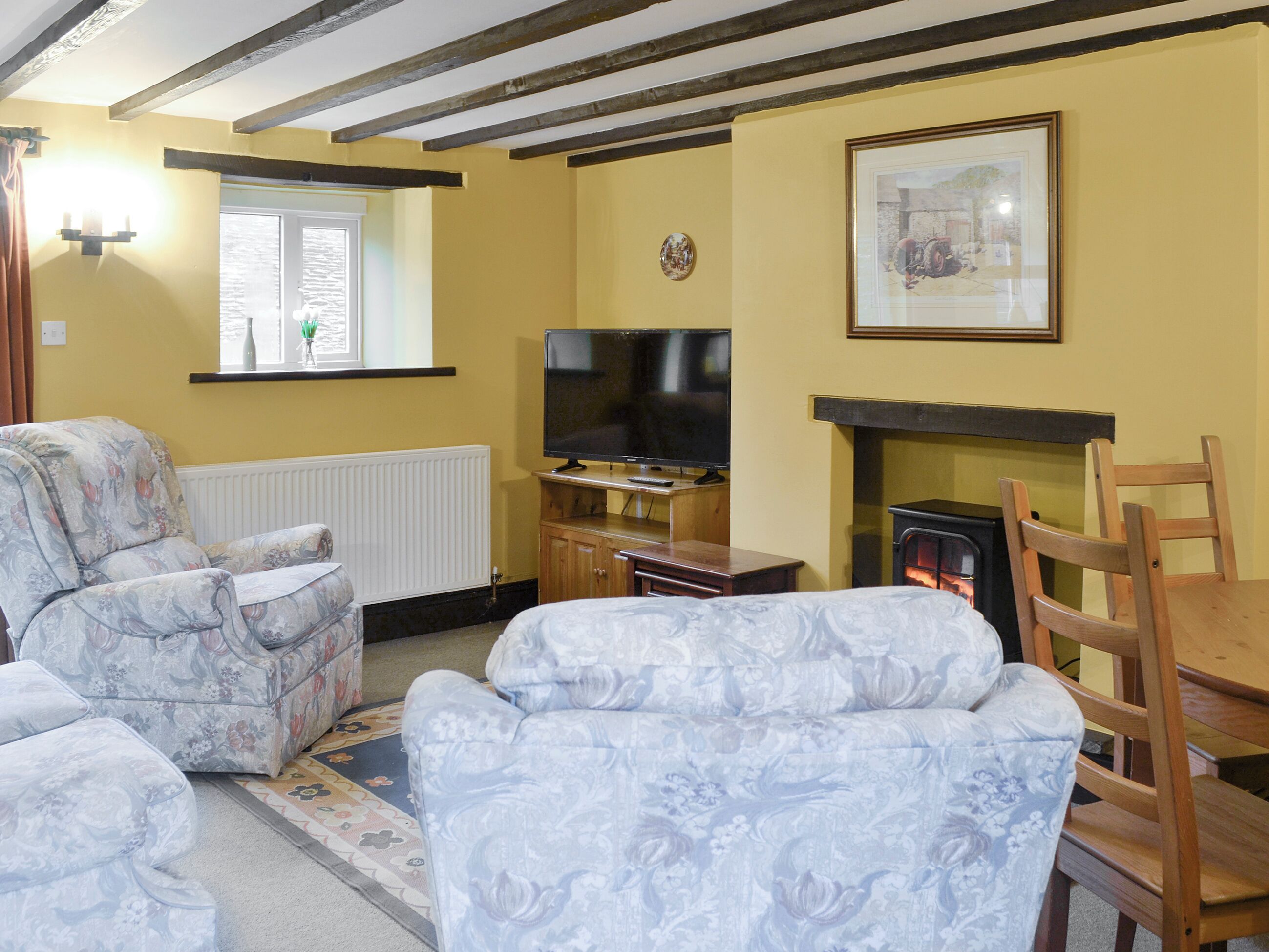 Warm and welcoming living room | Chaffcutters - Friars Cottages, Kentisbury Ford, near Barnstaple