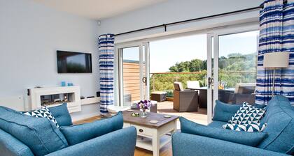 2 bedroom accommodation in Brixham