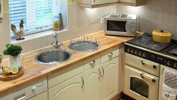 Lave-vaisselle, chaise haute