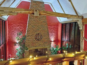 Interior - 6 bedroom accommodation in Creeting St Peter, near Stowmarket (Creeting St Peter, near Stowmarket)