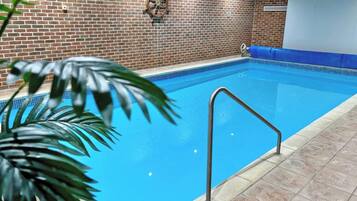 Piscine couverte