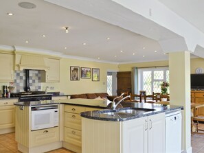 Geschirrspüler, Hochstuhl