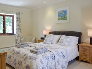 Room - 2 bedroom accommodation in Lanreath, near Looe (Lanreath, near Looe)