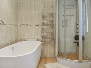 Hair dryer, towels - 2 bedroom accommodation in Lanreath, near Looe (Lanreath, near Looe)