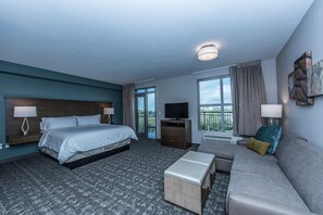 Free WiFi, bed sheets - Outdoor Pool + Free Wi-Fi | Great Location! (Mt. Pleasant)
